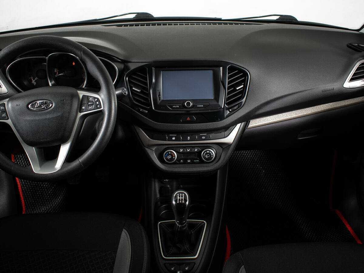 Лада (ВАЗ) Веста б/у, 2018, Механическая. Фото: #9