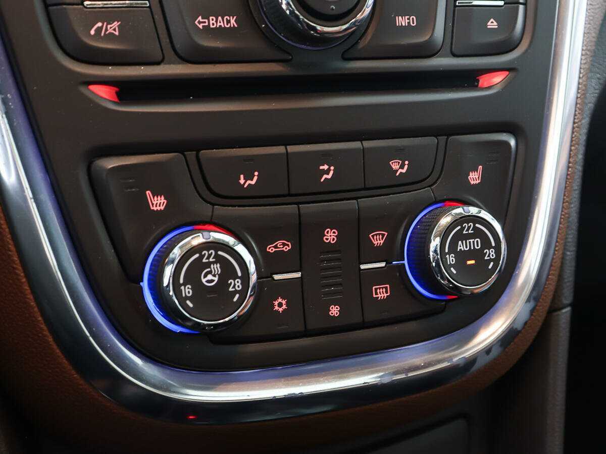 Опель Мокка б/у, 2012, Автоматическая. Фото: #17