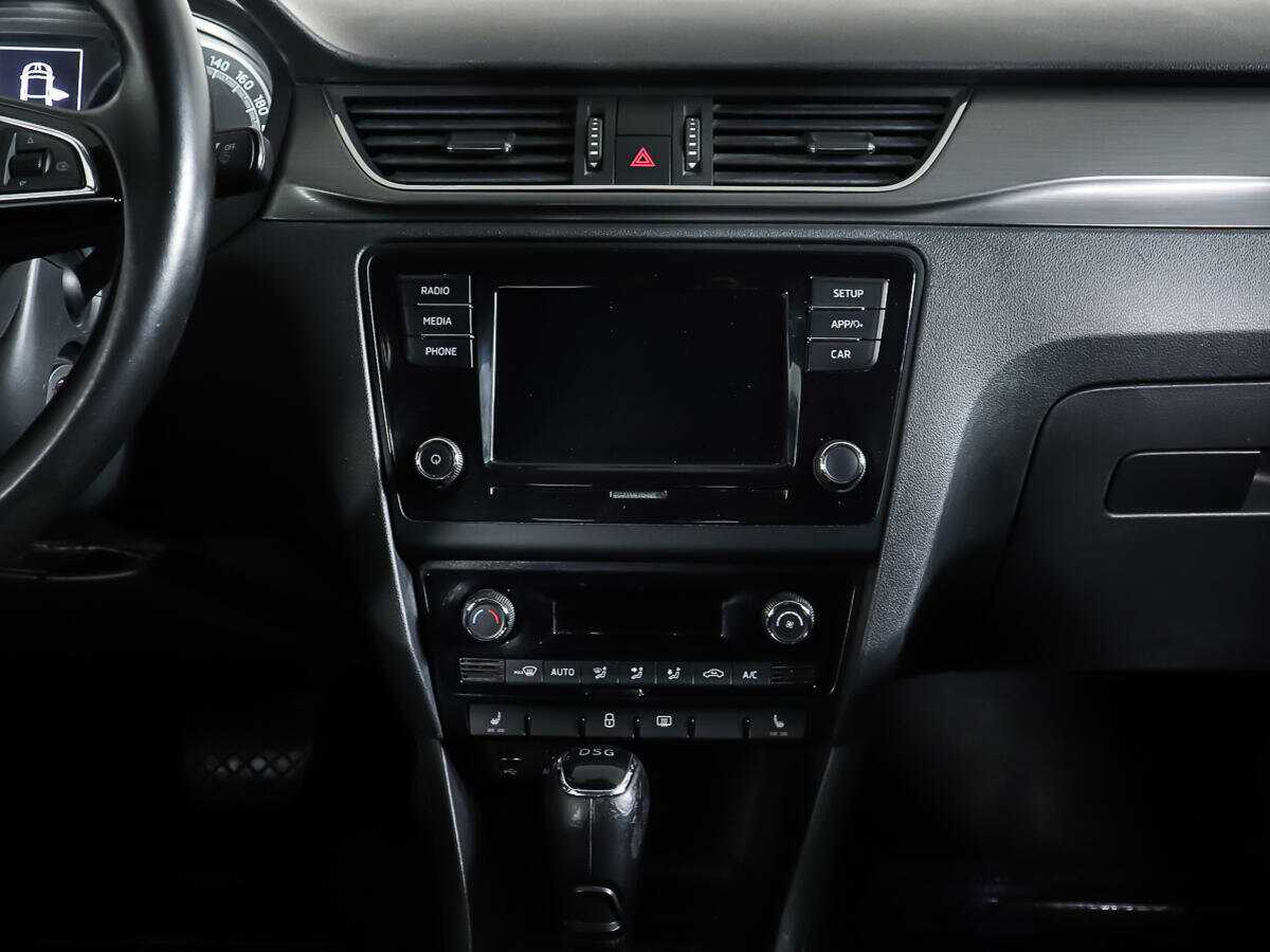 Шкода Рапид б/у, 2017, Роботизированная. Фото: #11