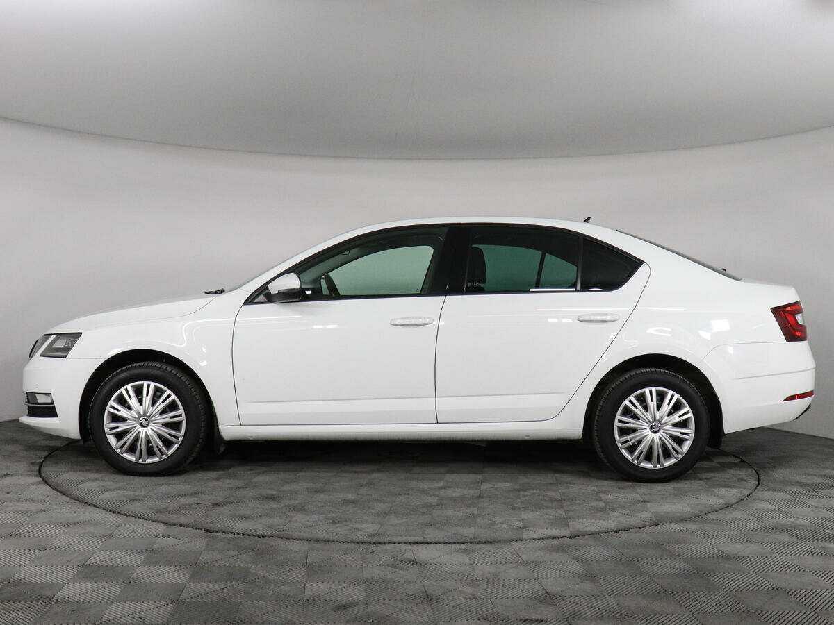 Шкода Октавия б/у, 2018, Роботизированная. Фото: #7