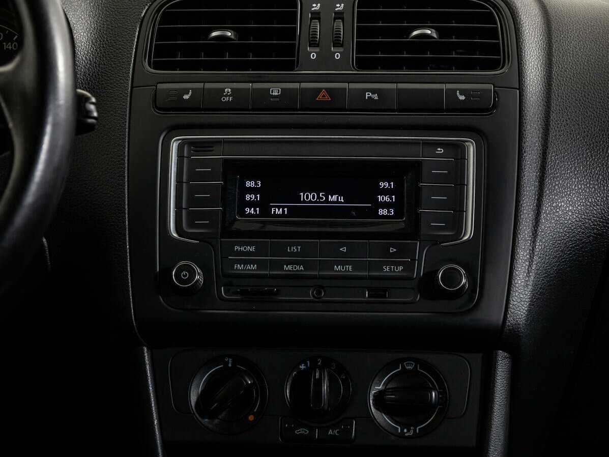 Фольксваген Поло б/у, 2016, Автоматическая. Фото: #13