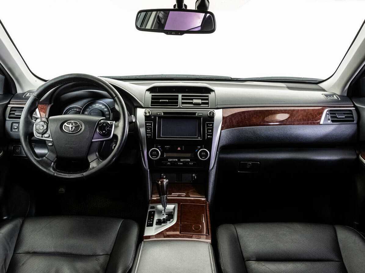 Тойота Камри б/у, 2014, Автоматическая. Фото: #7