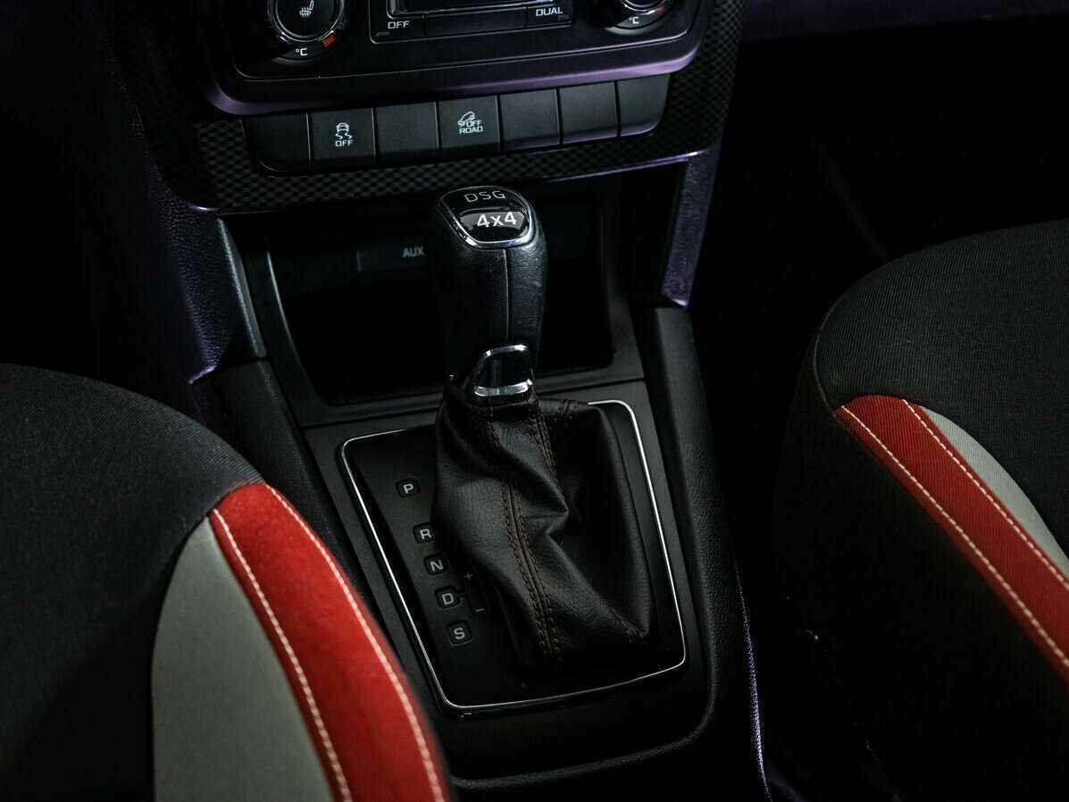 Шкода Йети б/у, 2017, Роботизированная. Фото: #14