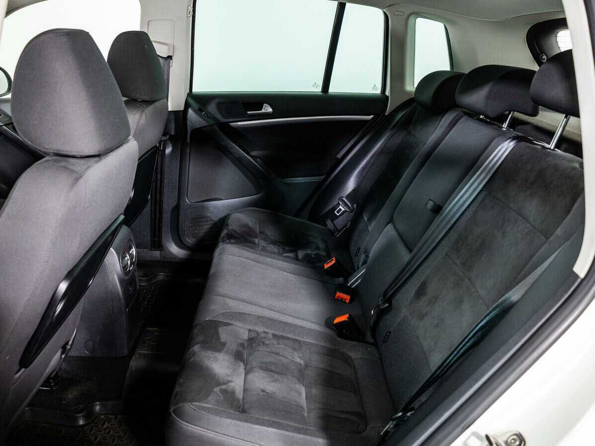 Фольксваген Тигуан б/у, 2012, Автоматическая. Фото: #7