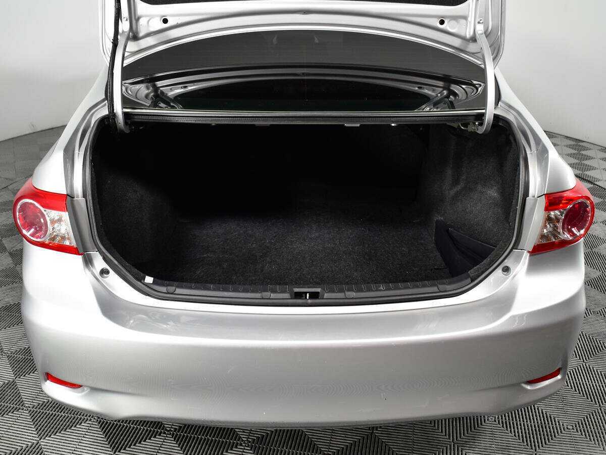 Тойота Королла б/у, 2012, Автоматическая. Фото: #13