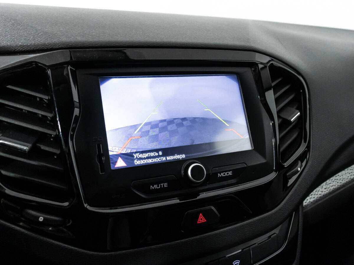 Лада (ВАЗ) Веста б/у, 2019, Роботизированная. Фото: #13