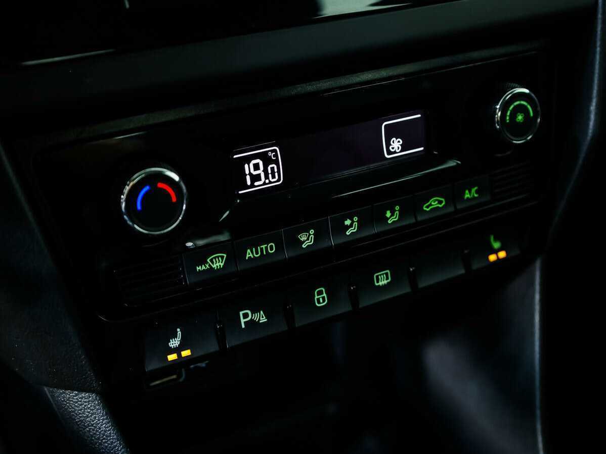 Шкода Рапид б/у, 2018, Роботизированная. Фото: #13