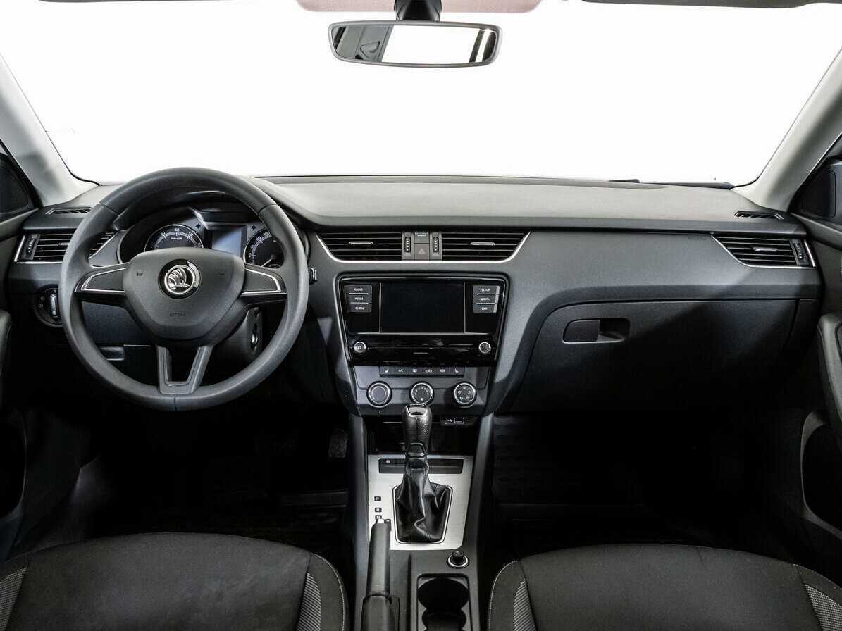 Шкода Октавия б/у, 2018, Автоматическая. Фото: #9