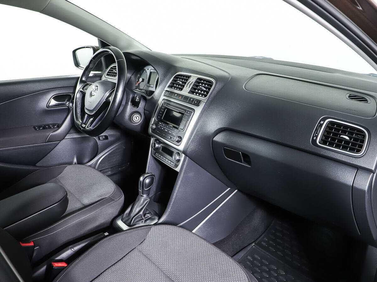 Фольксваген Поло б/у, 2016, Автоматическая. Фото: #8