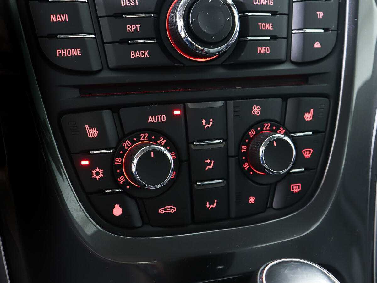 Опель Астра б/у, 2012, Автоматическая. Фото: #16