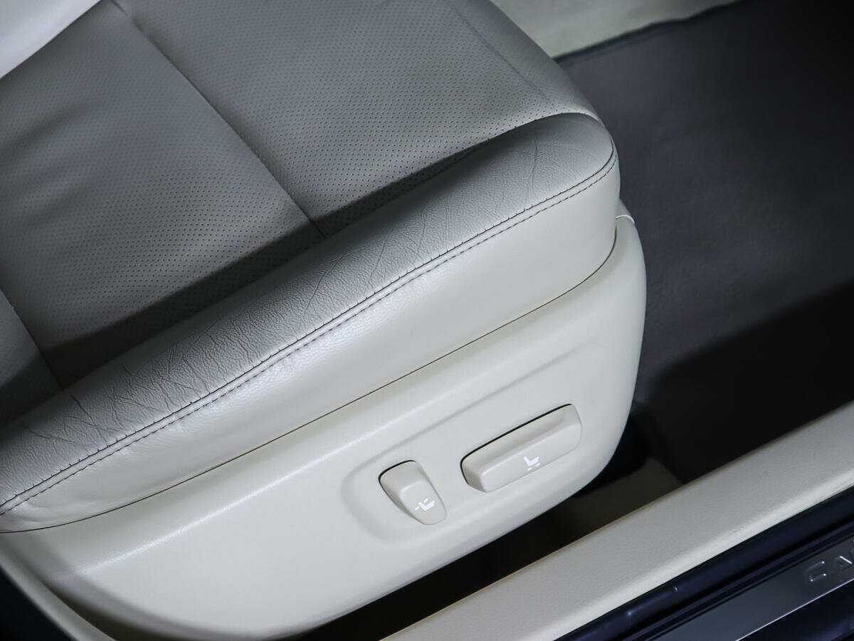 Тойота Камри б/у, 2015, Автоматическая. Фото: #14