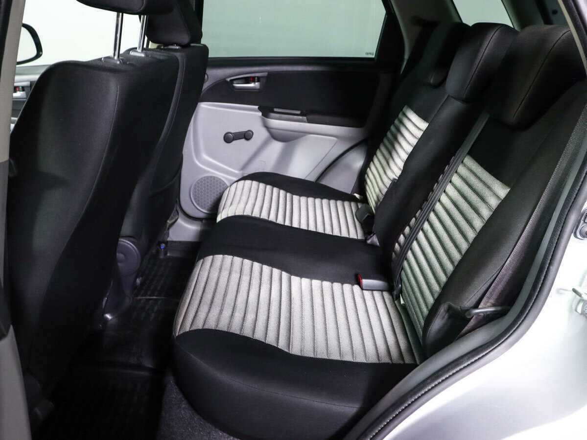 Сузуки С-Икс4 б/у, 2014, Механическая. Фото: #9