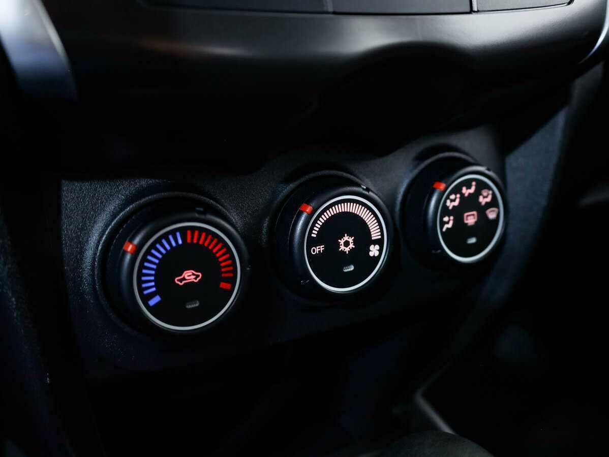 Митсубиши АС-Икс б/у, 2013, Вариатор. Фото: #12