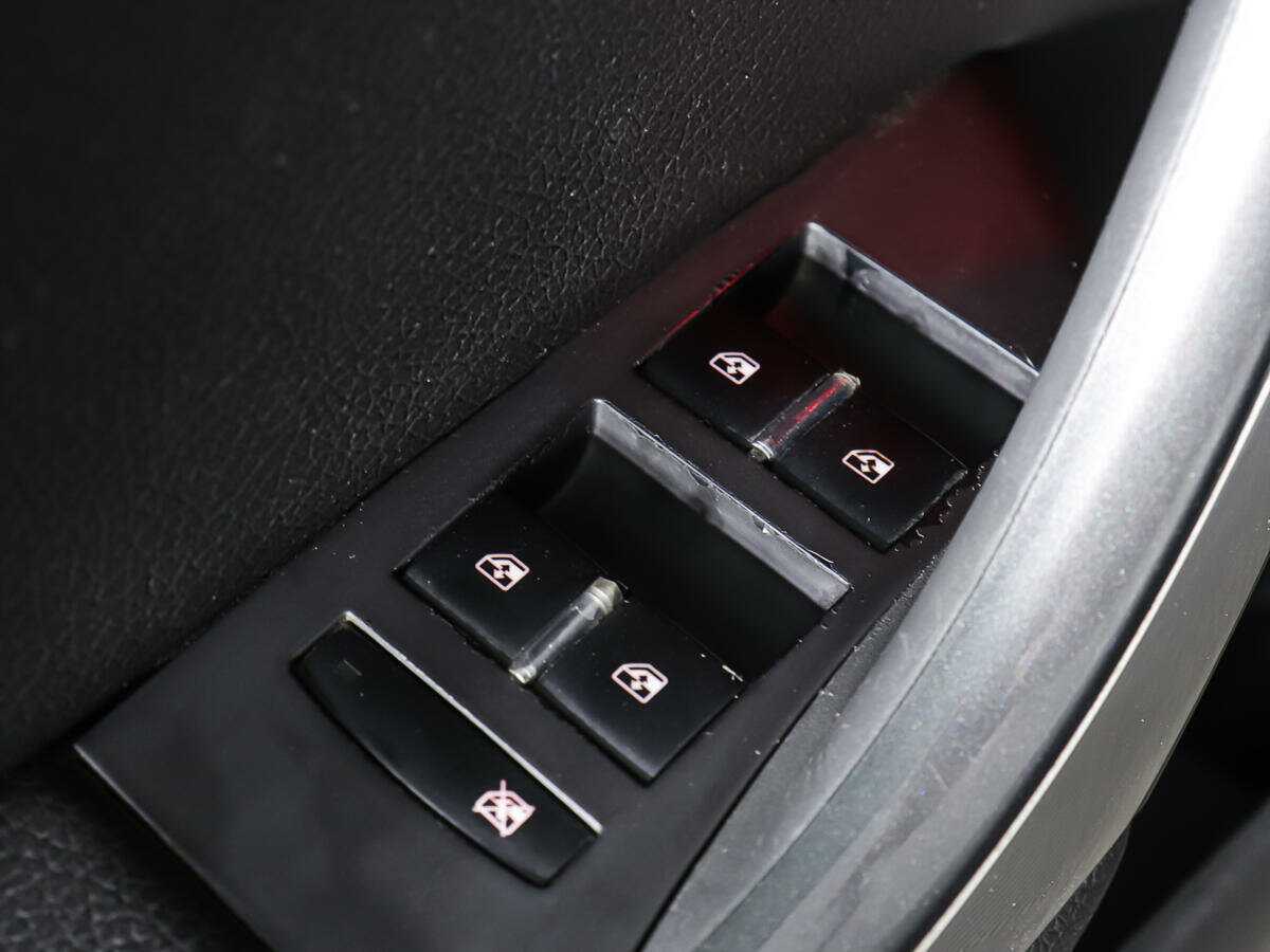 Опель Астра б/у, 2013, Автоматическая. Фото: #13