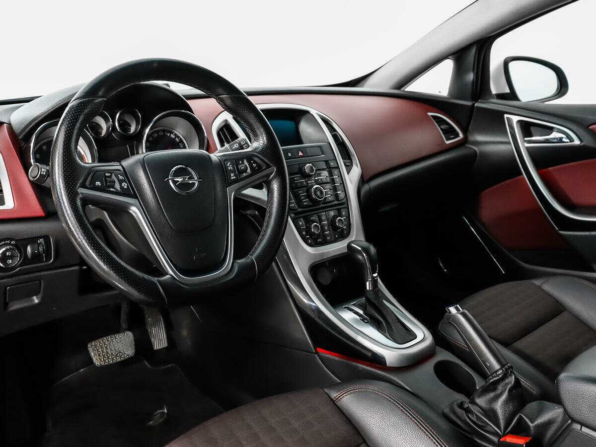 Опель Астра б/у, 2012, Автоматическая. Фото: #8