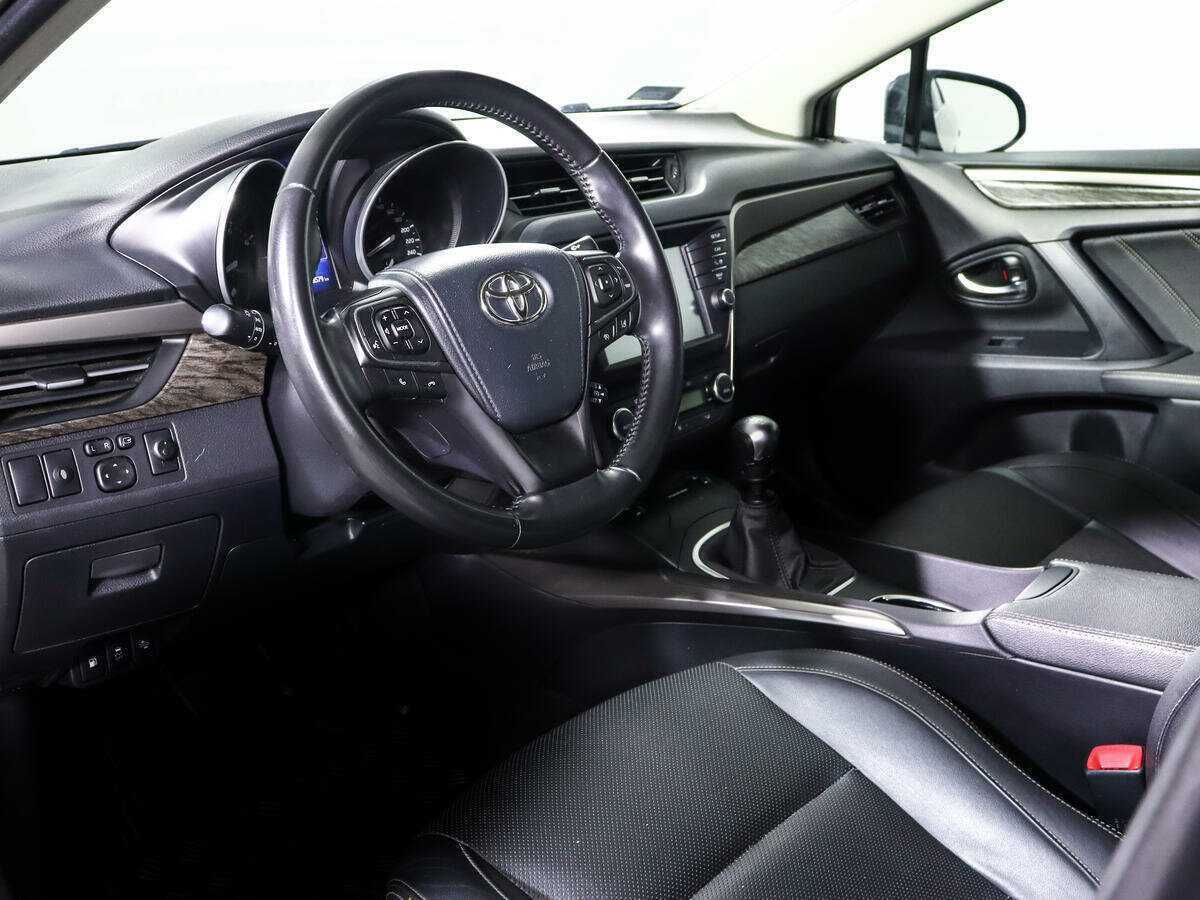 Тойота Авенсис б/у, 2018, Механическая. Фото: #10
