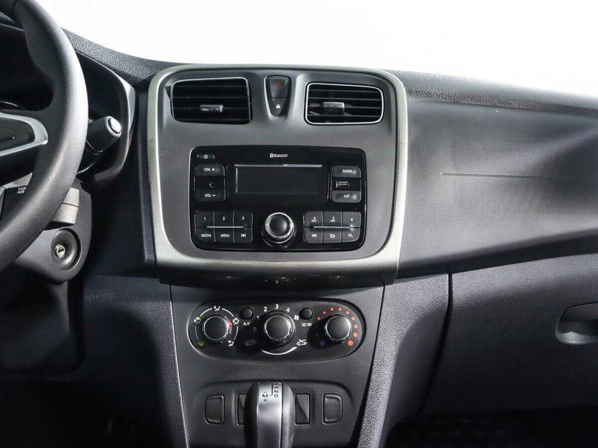 Рено Логан б/у, 2022, Вариатор. Фото: #10