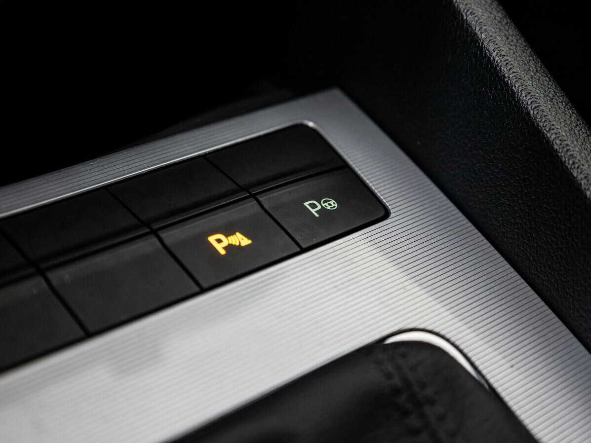 Шкода Октавия б/у, 2016, Роботизированная. Фото: #17