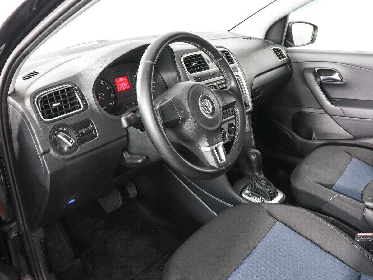 Фольксваген Поло б/у, 2013, Автоматическая. Фото: #4