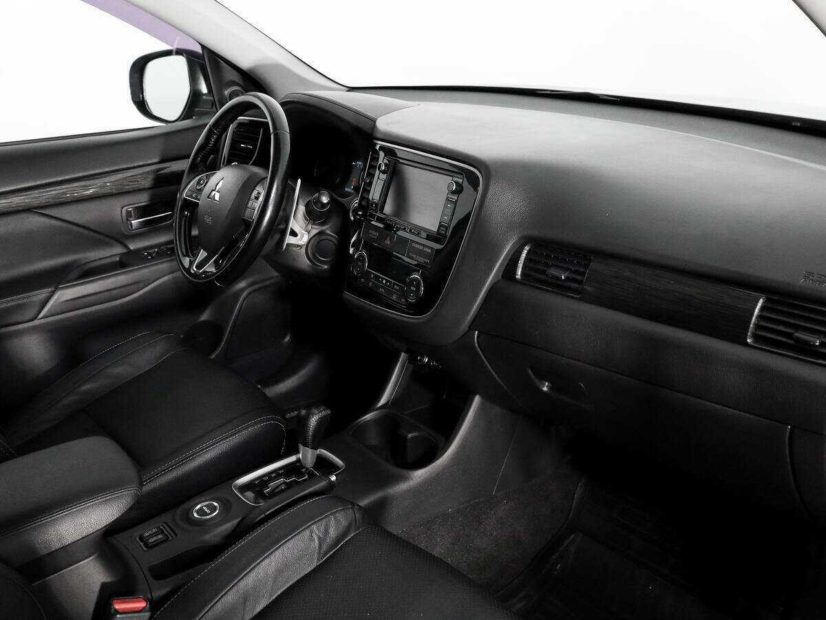 Митсубиши Оутлэндер б/у, 2016, Вариатор. Фото: #13