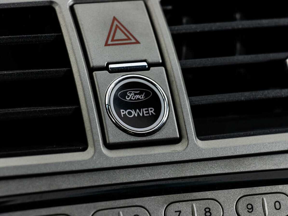 Форд Куга б/у, 2012, Роботизированная. Фото: #14