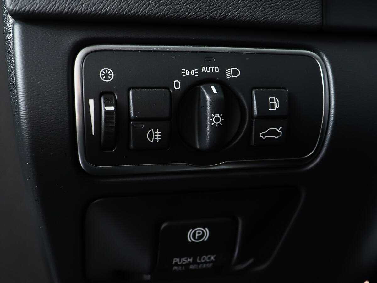 Вольво С60 б/у, 2013, Роботизированная. Фото: #15