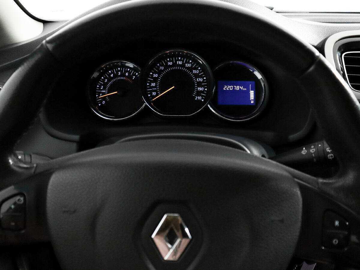 Рено Сандеро б/у, 2015, Механическая. Фото: #11