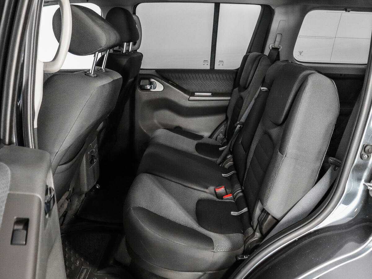 Ниссан Патфайндер б/у, 2013, Механическая. Фото: #9