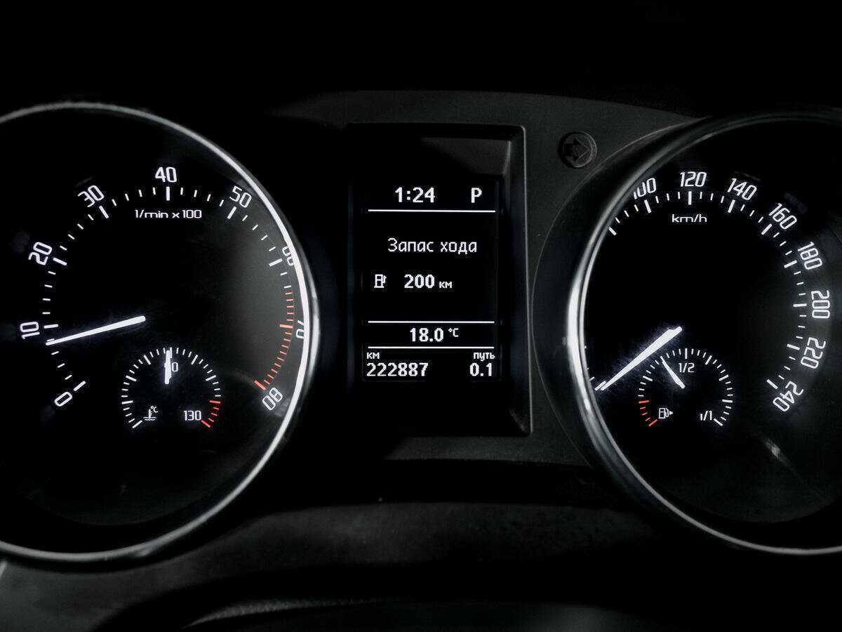 Шкода Йети б/у, 2016, Роботизированная. Фото: #10