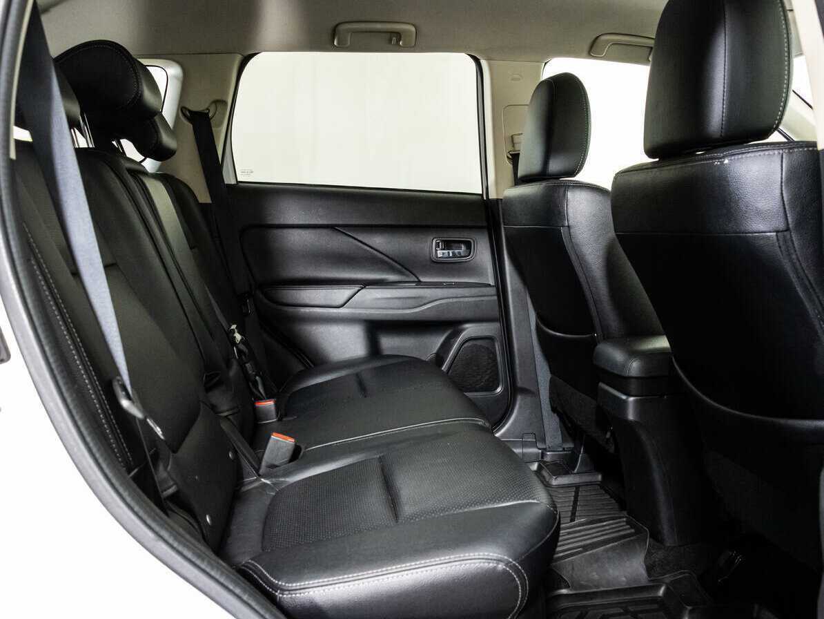 Митсубиши Оутлэндер б/у, 2017, Вариатор. Фото: #13