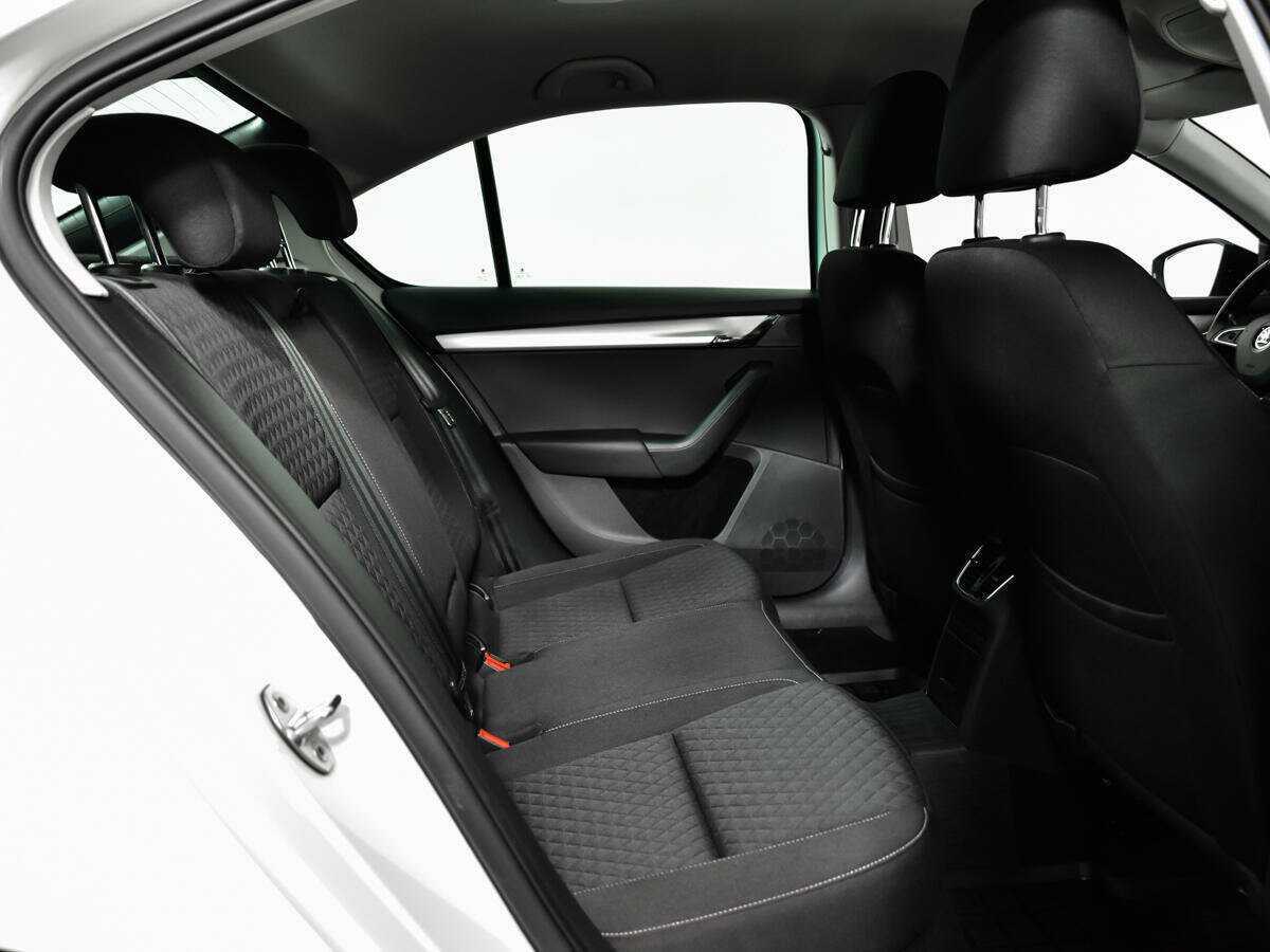 Шкода Октавия б/у, 2016, Роботизированная. Фото: #9