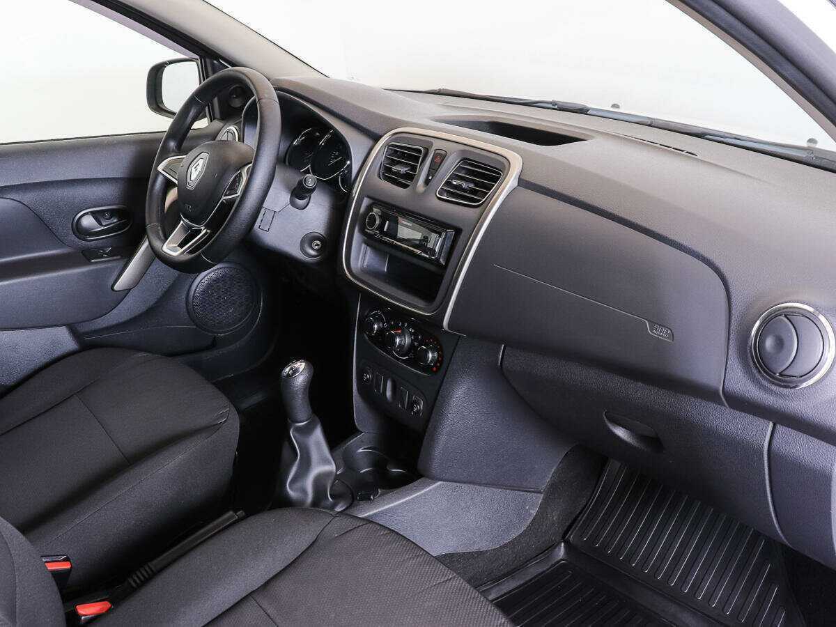 Рено Логан б/у, 2020, Механическая. Фото: #7