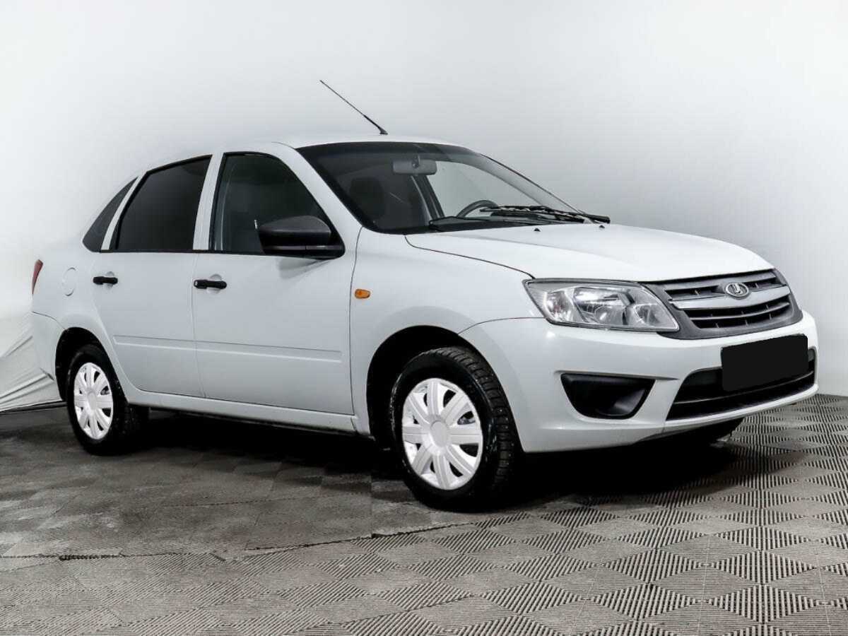 Лада (ВАЗ) Гранта б/у, 2015, Роботизированная. Фото: #2