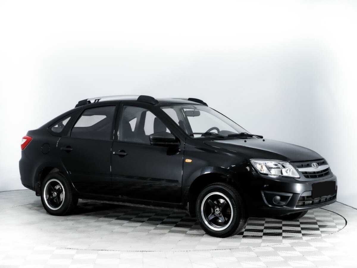 Лада (ВАЗ) Гранта б/у, 2015, Механическая. Фото: #2