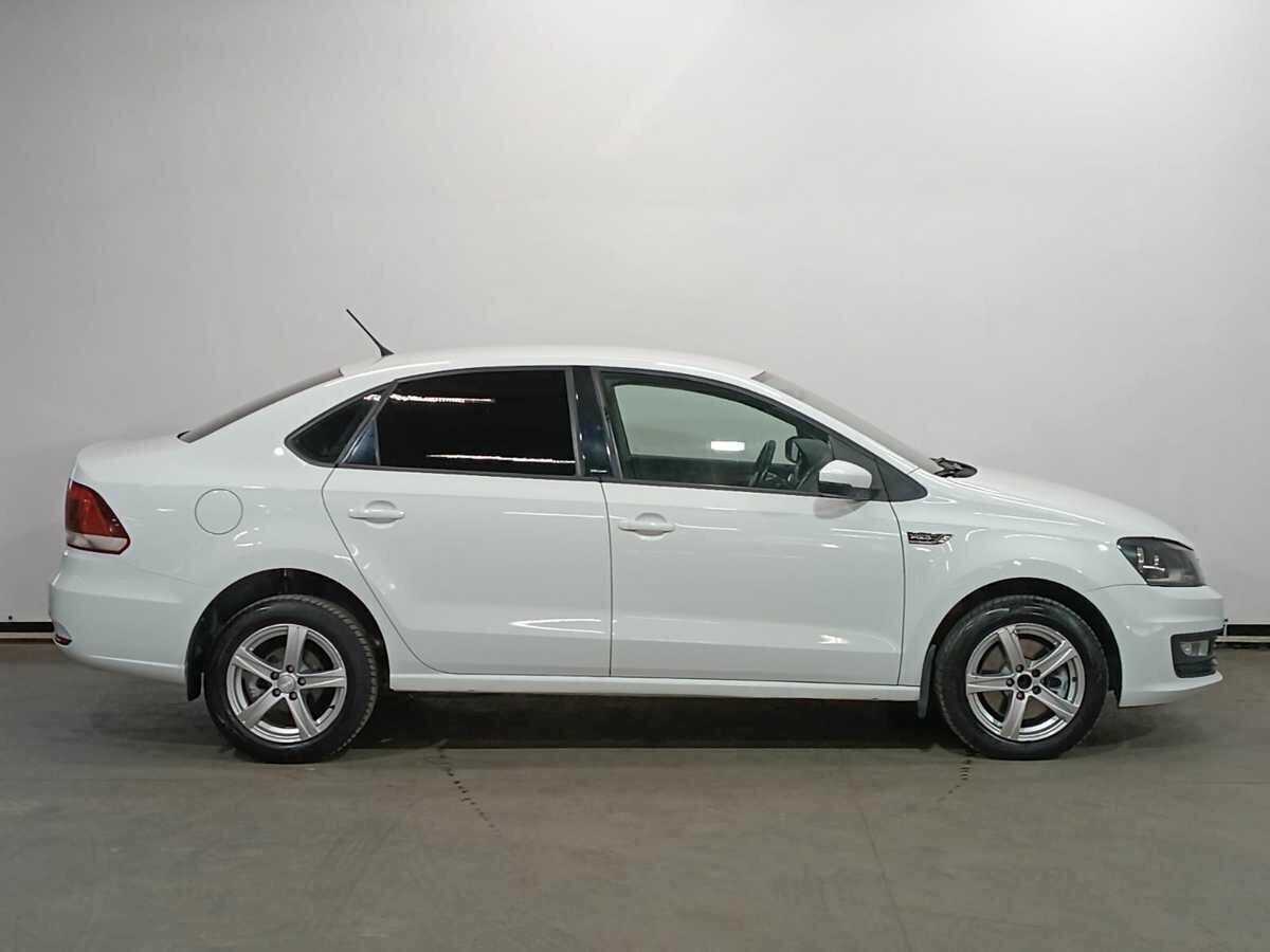 Фольксваген Поло б/у, 2016, Механическая. Фото: #4