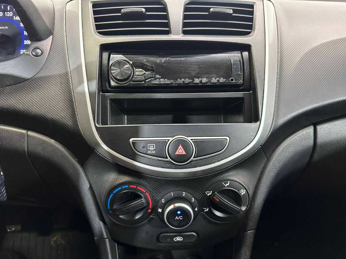 Хендай Солярис б/у, 2014, Механическая. Фото: #12