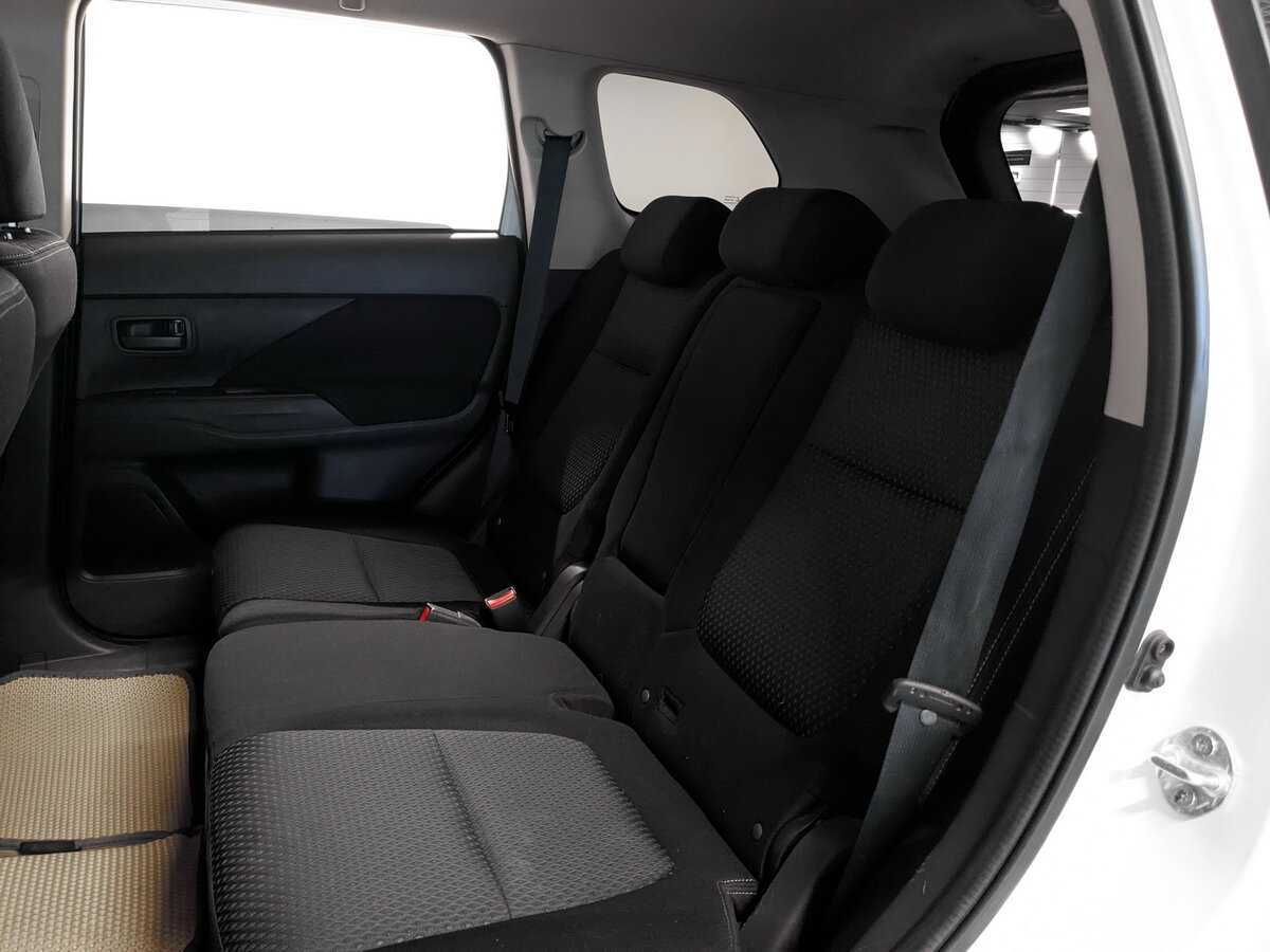 Митсубиши Оутлэндер б/у, 2017, Вариатор. Фото: #9