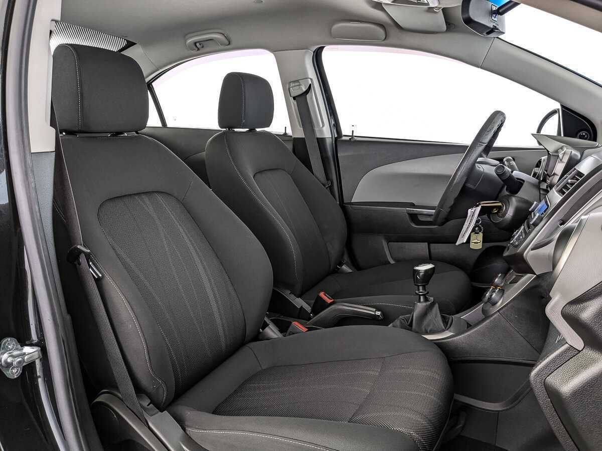 Шевроле Авео б/у, 2014, Механическая. Фото: #18