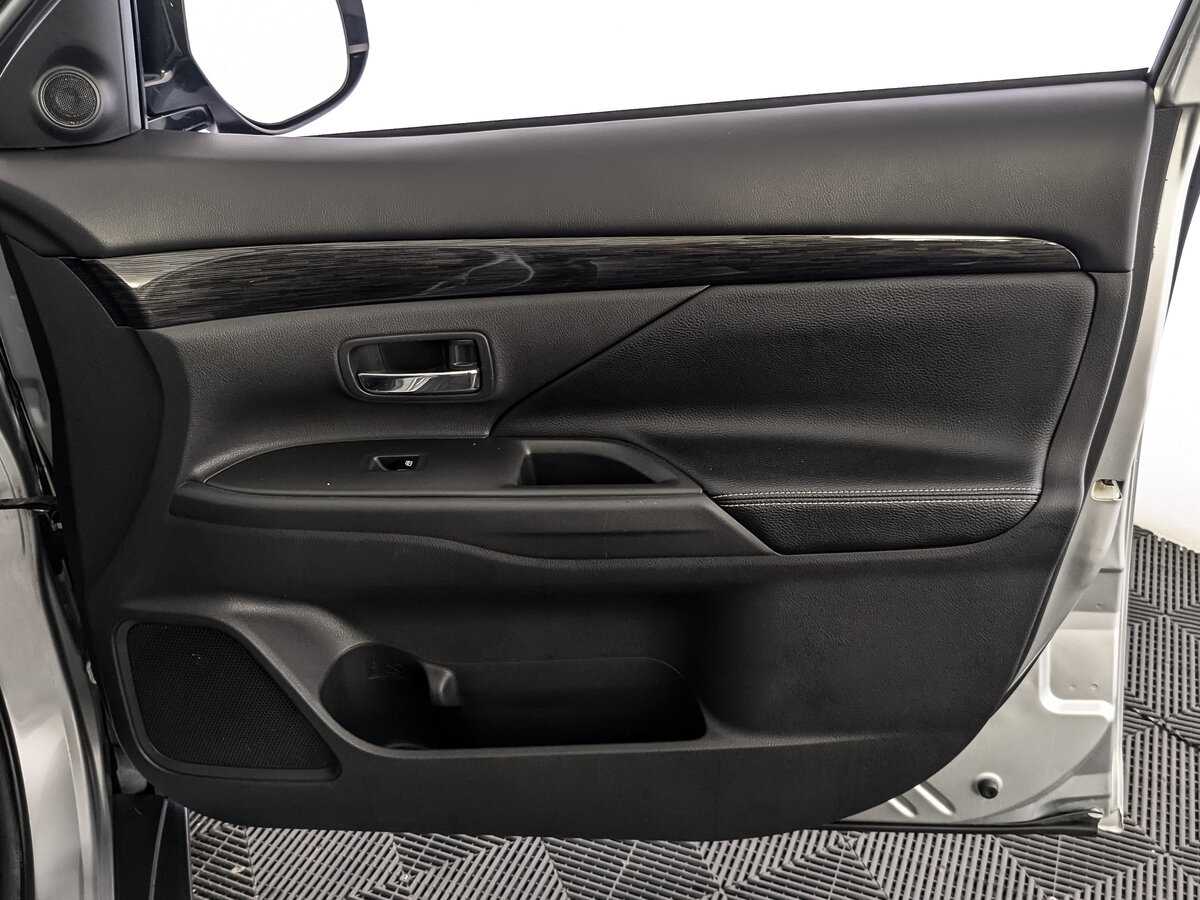 Митсубиши Оутлэндер б/у, 2017, Вариатор. Фото: #19