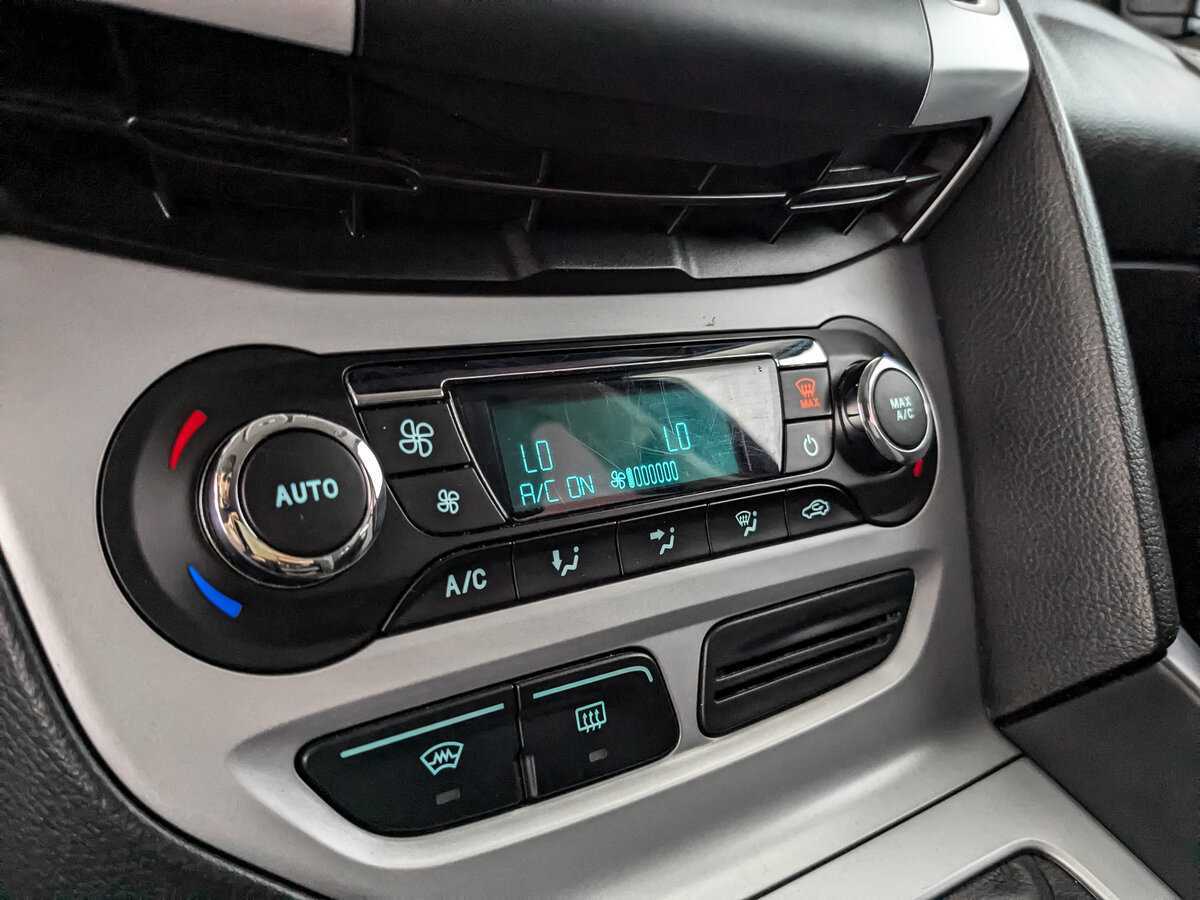 Форд Фокус б/у, 2012, Роботизированная. Фото: #20