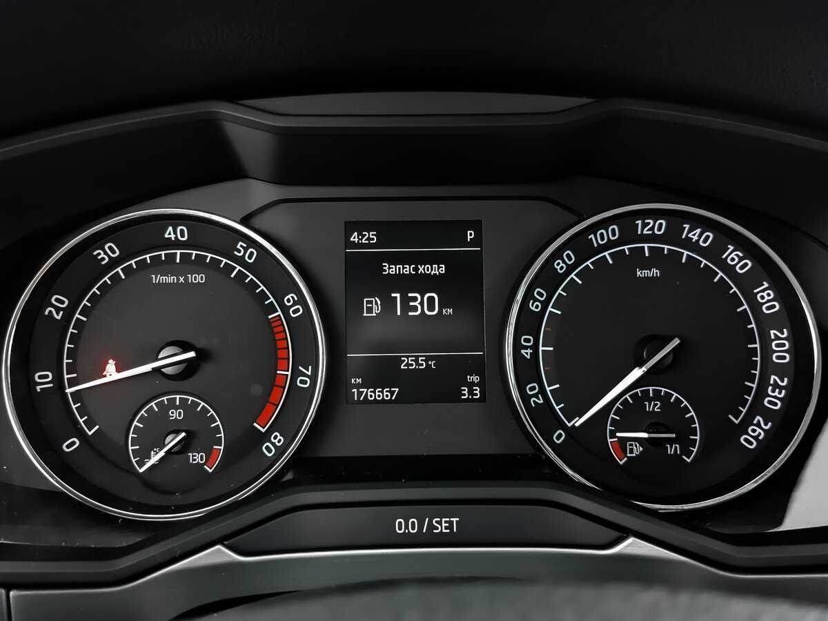 Шкода Суперб б/у, 2017, Роботизированная. Фото: #10