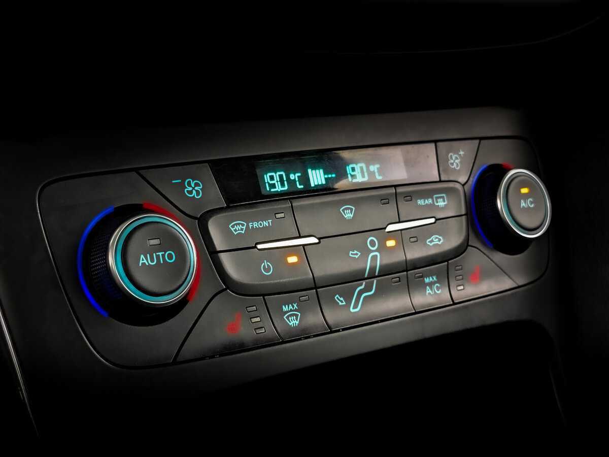 Форд Фокус б/у, 2017, Автоматическая. Фото: #20