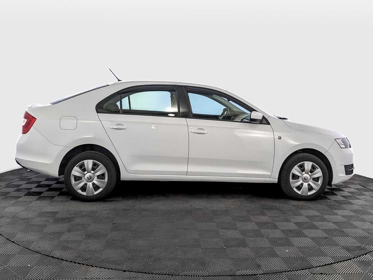 Шкода Рапид б/у, 2015, Роботизированная. Фото: #3