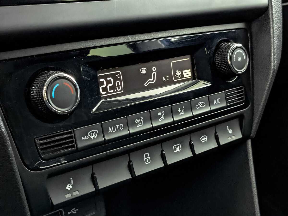 Шкода Рапид б/у, 2019, Роботизированная. Фото: #16