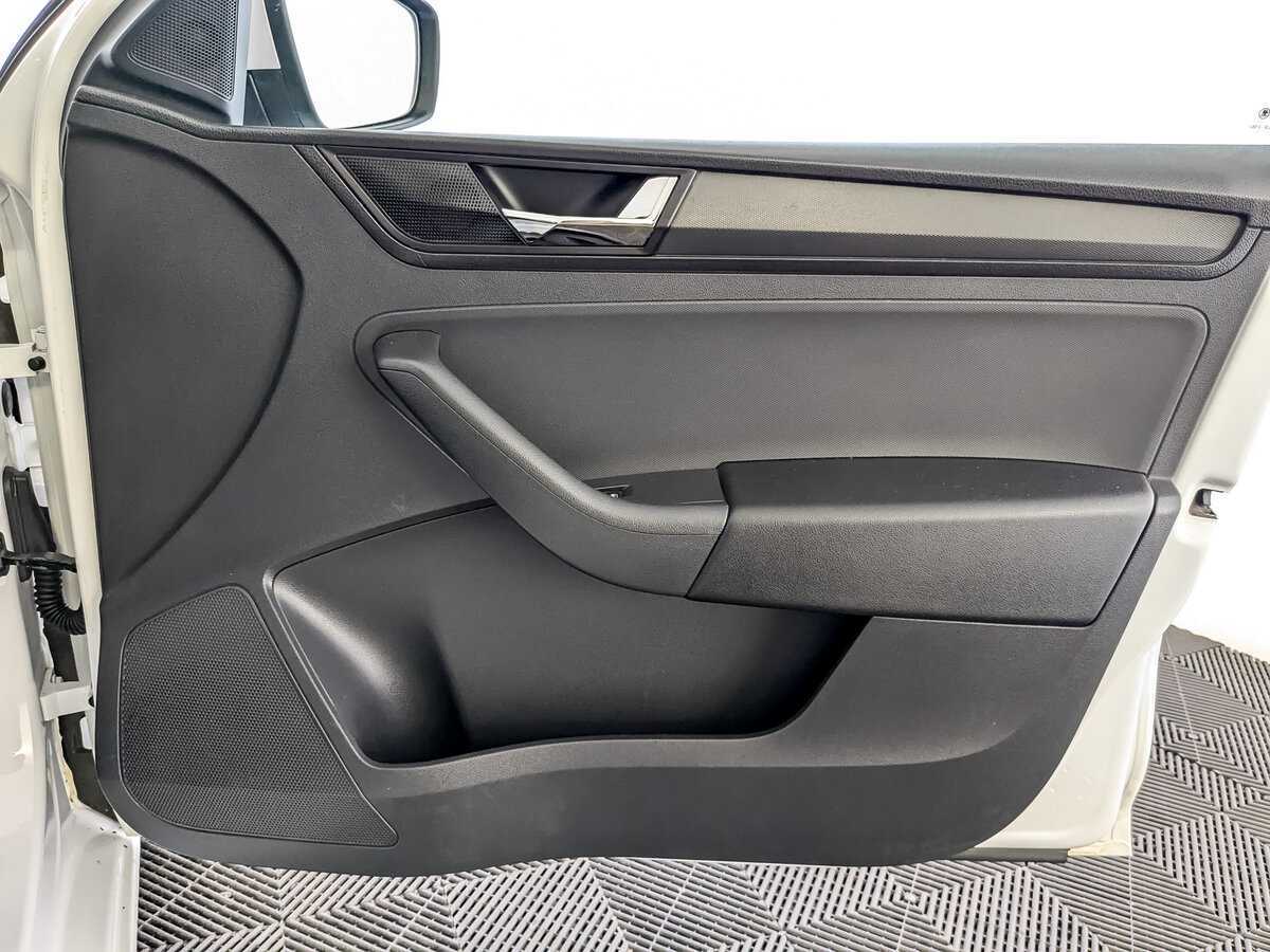 Шкода Рапид б/у, 2019, Механическая. Фото: #17