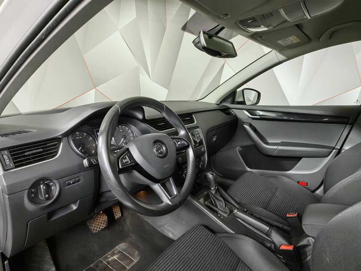 Шкода Октавия б/у, 2015, Роботизированная. Фото: #13