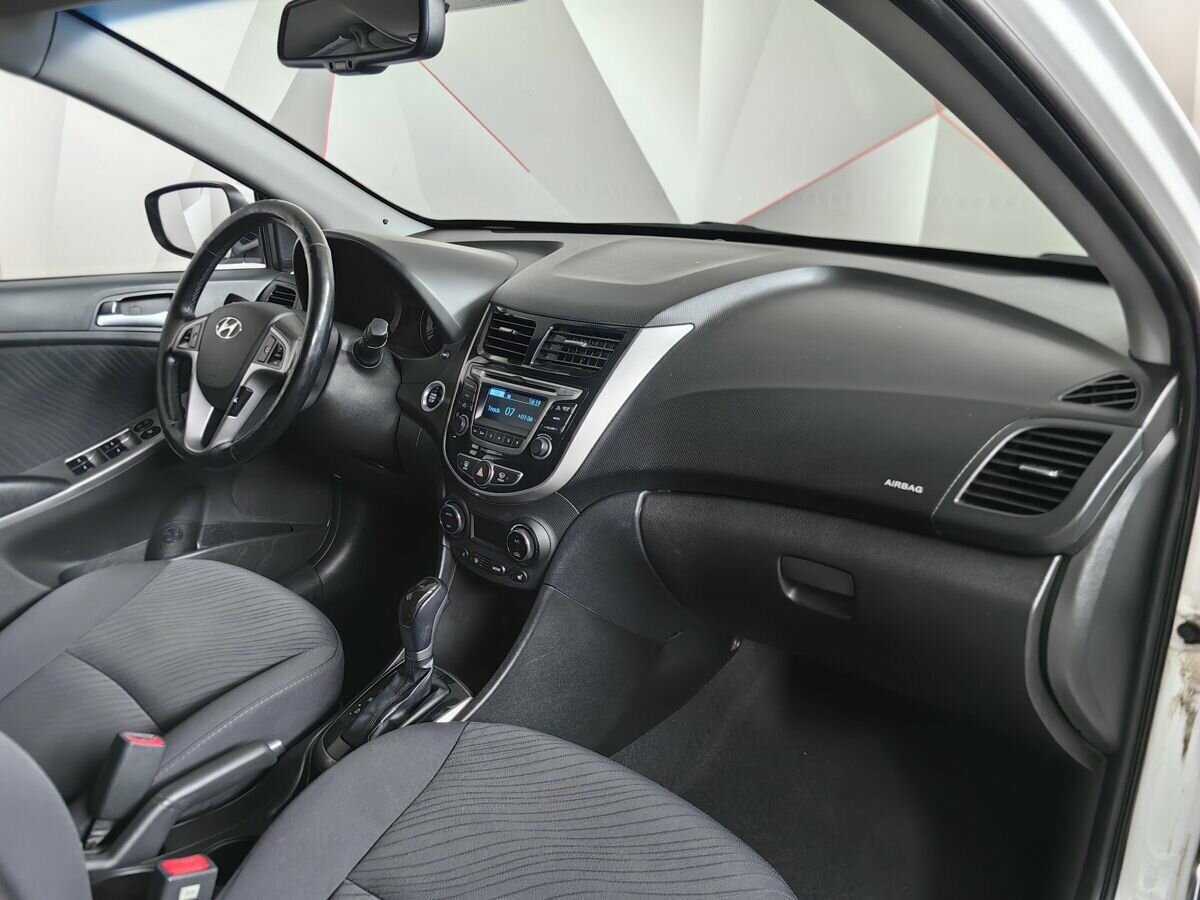 Хендай Солярис б/у, 2014, Автоматическая. Фото: #8