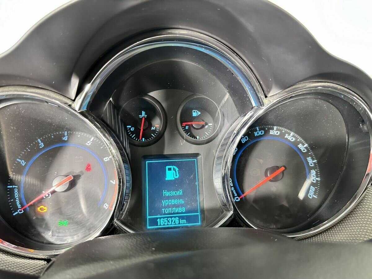 Шевроле Круз б/у, 2013, Автоматическая. Фото: #11