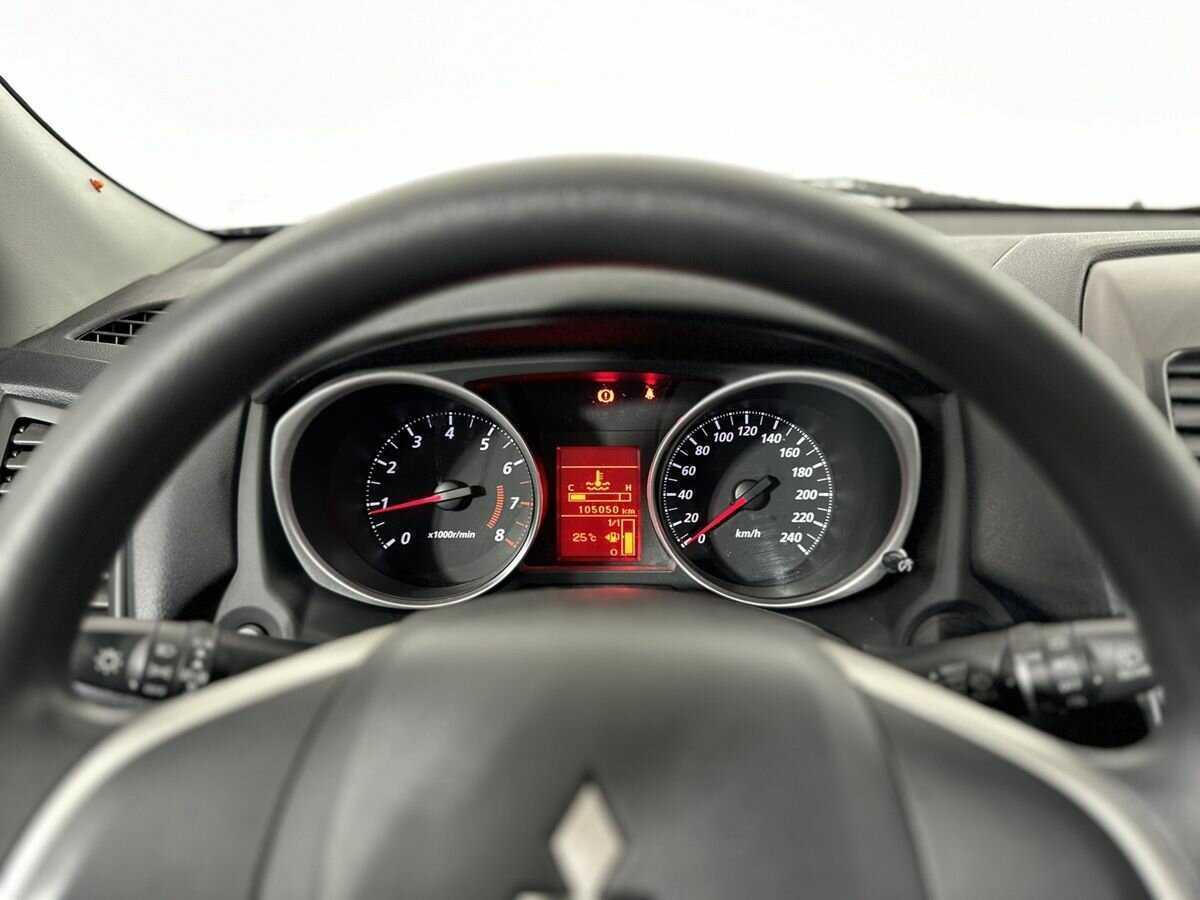 Митсубиши АС-Икс б/у, 2013, Механическая. Фото: #10