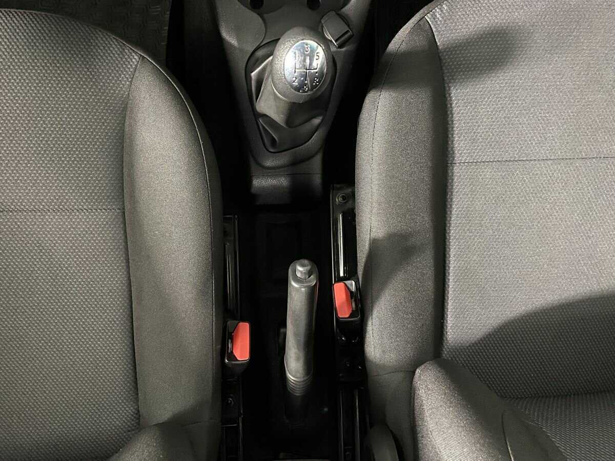 Рено Логан б/у, 2018, Механическая. Фото: #12